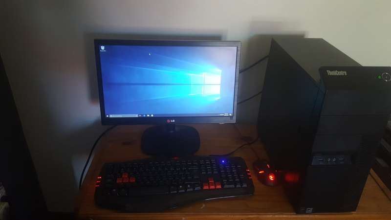 Complete Lenovo M83 Desktop Pc i3 4150 - 8Gb ram - 1Tb Hardrive + 20" LG LED Monitor