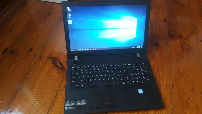 **MINT CONDITION** LENOVO V510 I5 7200U, 8GB RAM, 500GB HDD, WARRANTY TILL 2020
