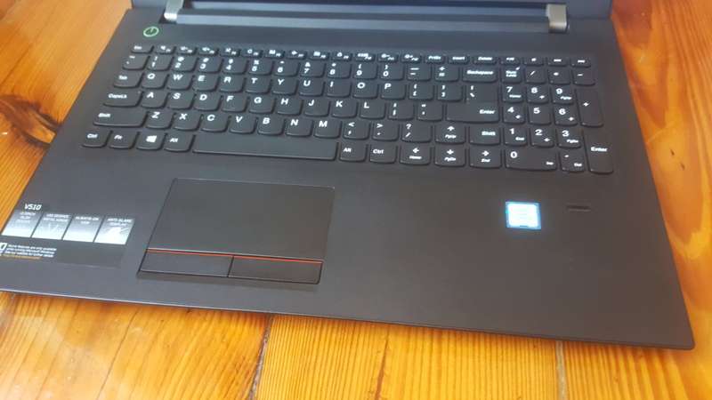 **MINT CONDITION** LENOVO V510 I5 7200U, 8GB RAM, 500GB HDD, WARRANTY TILL 2020