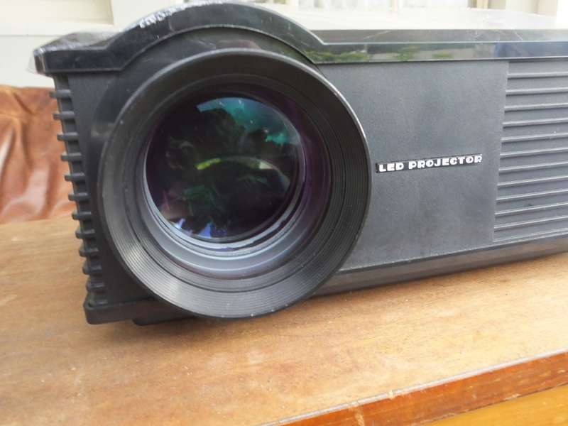 Android LED HD Home Projector