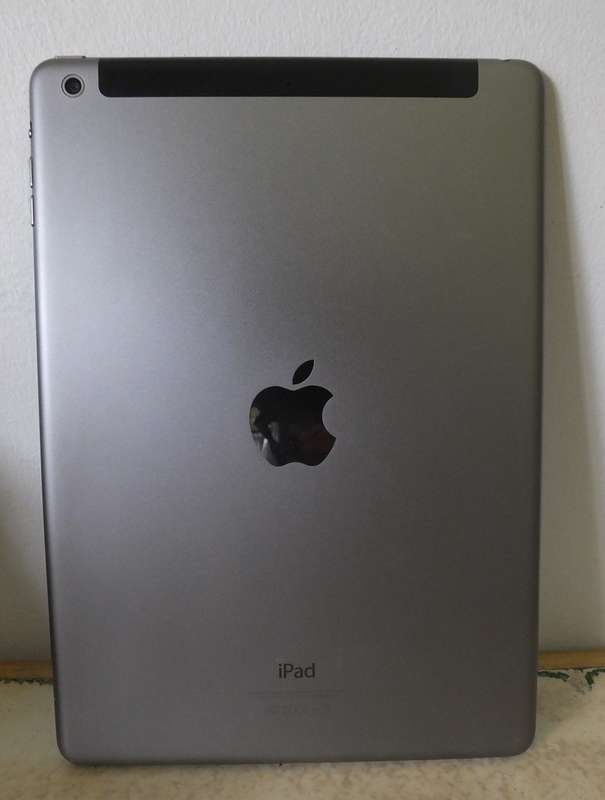 Apple iPad Air 64GB WiFi + Cellular / LTE with Original Apple Box in EXCELLENT Like New Condition