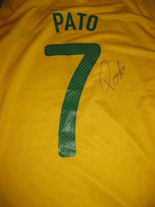Alexander PATO signed Brazil World Cup 2010 home shirt WOW