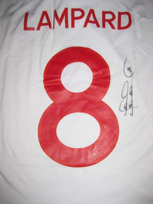 Frank LAMPARD signed England World Cup home shirt WOW