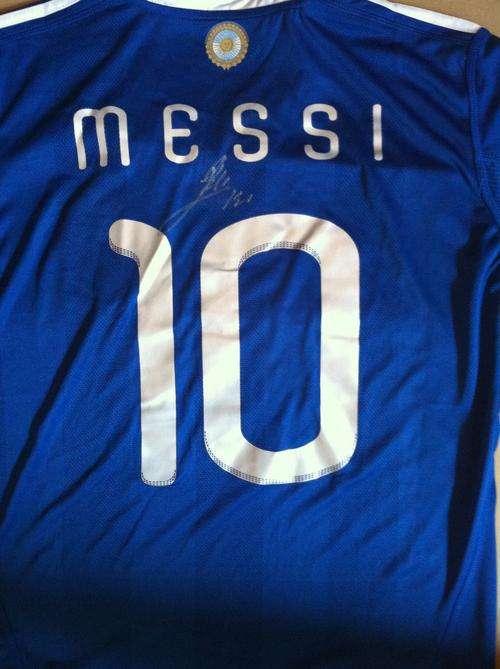 Lionel Messi signed Argentina World Cup 2010 away shirt