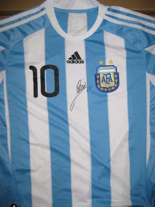 Lionel Messi signed Argentina World Cup 2010 home shirt