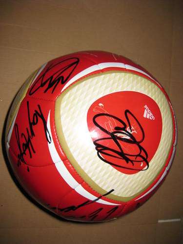 Liverpool FC signed NEW 2010/2011 official ball Torres Gerrard etc