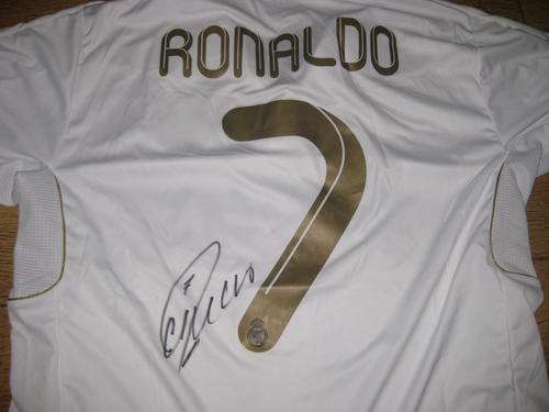 Cristiano Ronaldo signed Real Madrid 2011-12 home shirt NEW