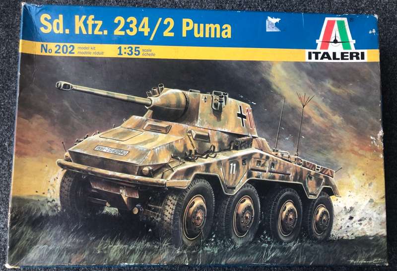 Sd. Kfz. 234/2 Puma armoured car - Italeri plastic kit