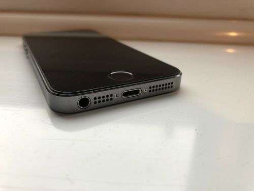 Apple iPhone 5s Space Grey 16GB