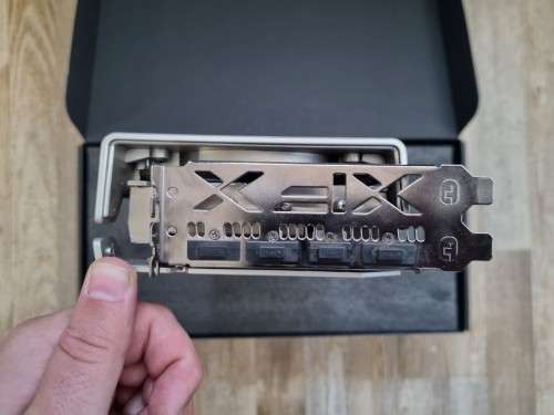 XFX Radeon RX 6700 XT Speedster QICK 319 Black 12GB GDDR6