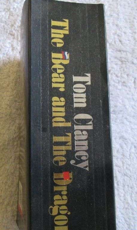 The Bear and the Dragon - Tom Clancy