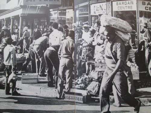 With Mixed Feelings - A Glimpse of Life in the Coloured Sector - John Rubython and Elaine Durbach