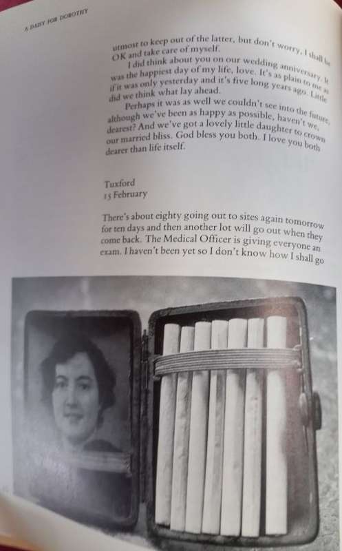 A Daisy for Dorothy - Pat Read -  A Love Story of a Family in Wartime - Hardcover - 224 pages