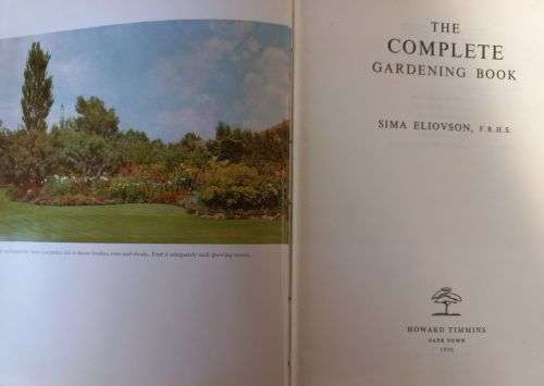 The Complete Gardening Book for Southern Africa - Sima Eliovson - Hardcover - 296 Pages