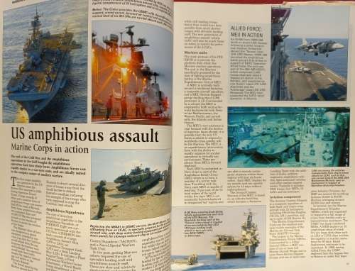 Warships Today - Over 200 of the World`s Deadliest Warships - Chris Chant - Hardcover - 256 Pages