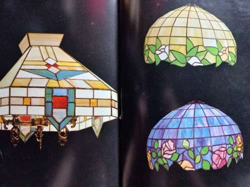 Stained Glass Lamp Art - Lugiano & Stan Golson - Softcover - 128 Pages