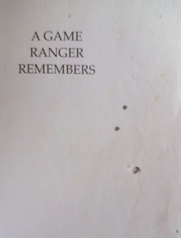 A Game Ranger Remembers - Bruce Bryden - Softcover - 388 pages