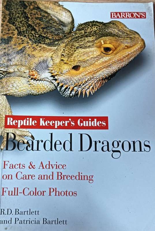 Bearded Dragons - RD  & Patrica Barlett - Softcover - 45 pages