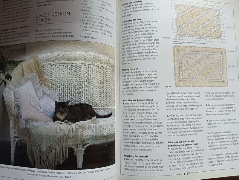 Traditional Country Crafts - Sue Millard - Hardcover - 160 pages
