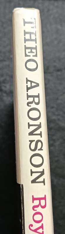 Royal Ambassadors - Theo Aronson - Hardcover - 144 pages