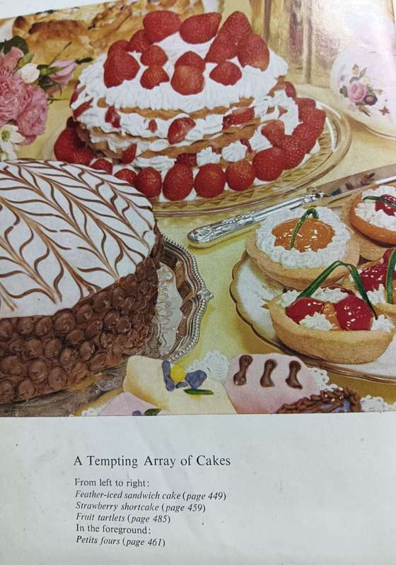 Mrs Beeton`s Everyday Cookery - Mrs Beeton - Hardcover - 639 pages