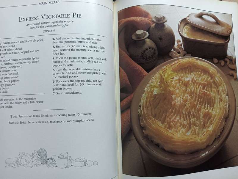 The Complete Vegetarian Cookbook - Chris Hardisty - Hardcover - 400 pages