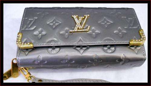 FREE SHIPPING     LOUIS VVUITTON DOUBLE ZIPPER WALLET SIZE;10X18CM