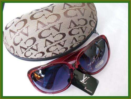 FREE SHIPPING - LOUIS VUITTON SUNGLASS WITH FREE CASE