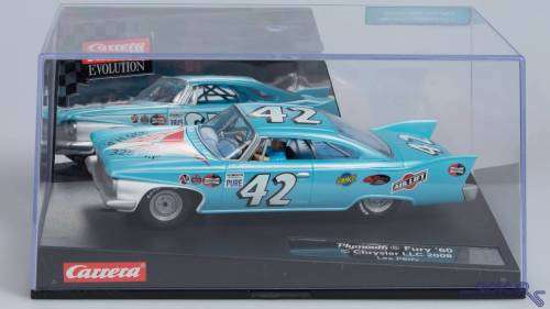Carrera Plymouth Fury Petty #42 1960 Nascar (27254) Slot Car