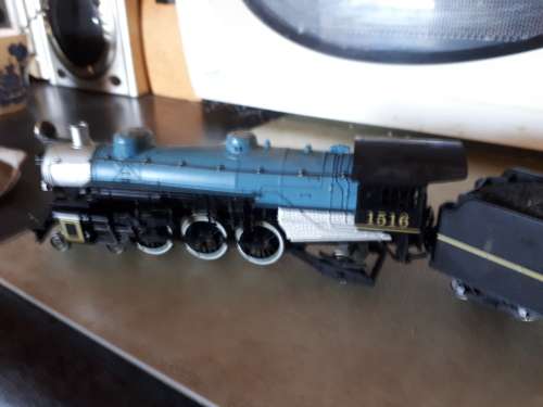 HO Mehano 4-6-2 Pacific Steam Loco with coal tender