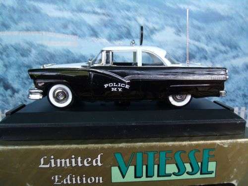 L092 Scale 1/43 FORD USA FAIRLANE RADAR POLICE 1956 WHITE BLACK