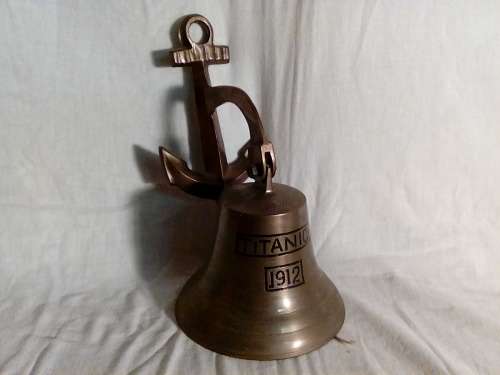 THIS IS A FANTASTIC "TITANIC 1912" BRASS BELL REPLICA IN EXCELLENT CONDITION!!