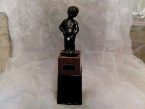 I HAVE AN AWESOME DECORATIVE VINTAGE 1980's ''BONNY BOY'' LIQUOR DISPENSER-STUNNING PIECE!!