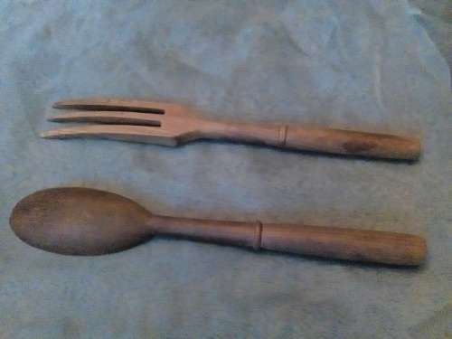 I HAVE A BEAUTIFUL WOODEN SPOON & FORK SET - STUNNING PIECES!!!!!