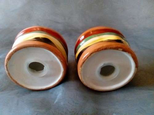 LOOK AT THESE STUNNING LITTLE BURGER SHAPED SALT & PEPPER SHAKERS SUCH CUTE PIECES!!!!