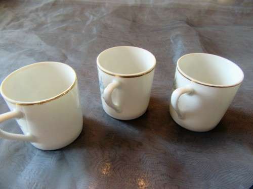 I HAVE 3 STUNNING LITTLE TEA CUPS - SUCH EXQUISITE PIECES!!!!