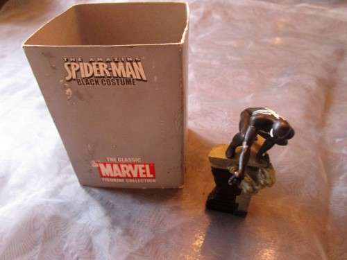 A MUST HAVE ''MARVEL'' CLASSIC COLLECTION SPIDER MAN - BOXED AND STUNNING!!!!