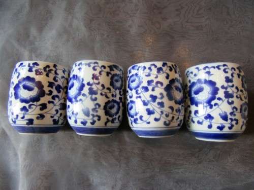 LOOK AT THIS EXQUISITE ORIENTAL TEA POT WITH 4 CUPS - STUNNING FOR YOUR COLLECTION!!!