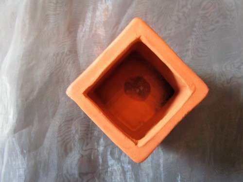 LOOK AT THIS BEAUTIFUL LITTLE POTTERY TEA LIGHT HOLDER - SUCH A CUTE PIECE!!!!