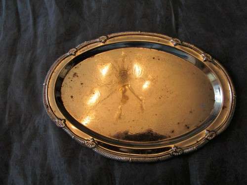 THIS IS SUCH STUNNING OVAL SILVER PLATED SERVING TRAY - SUCH A BEAUTIFUL PIECE!!!!