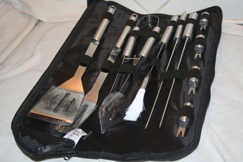 STUNNING NEW BRAAI SET - MUST HAVE FOR THE BRAAI MASTER!
