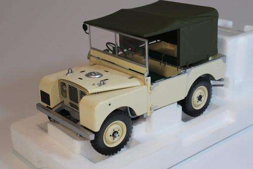 Land Rover 1948 Beige Matt - Minichamps (1 of 504)