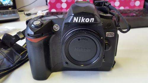 Nikon D70  With Lens
