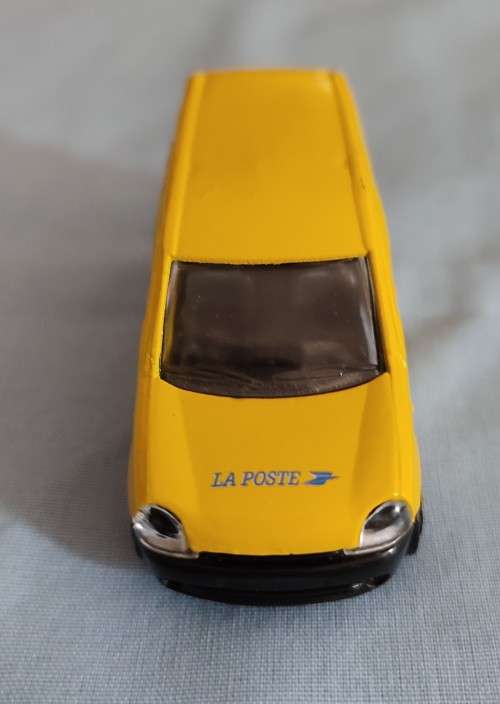 Majorette Renault Kangoo Yellow LA POSTE New Post France Yellow Car - Uncommon!