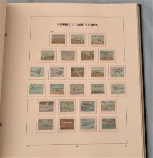 Davo Binder with MNH RSA and Namibian Stamps - NICE