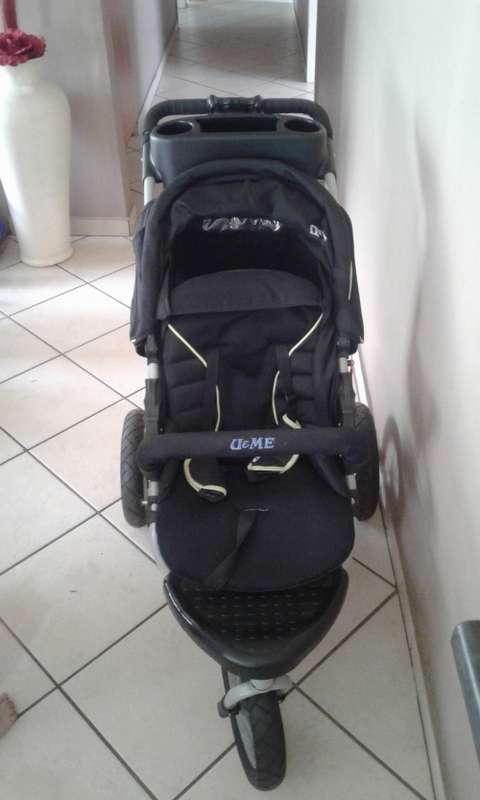 All Terrain Pram with inflatable weels