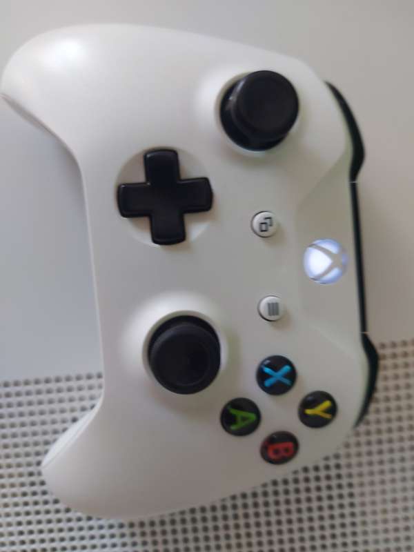 Xbox One S gaming console