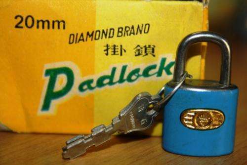 PADLOCK - Diamond brand 20mm - BLUE COLOUR