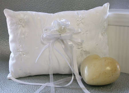 Gorgeous Ring Pillow