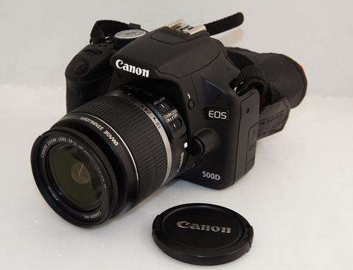 15.1 MP Canon EOS 500D DSLR Camera - ONLY 3,185 Shutter actuations!!